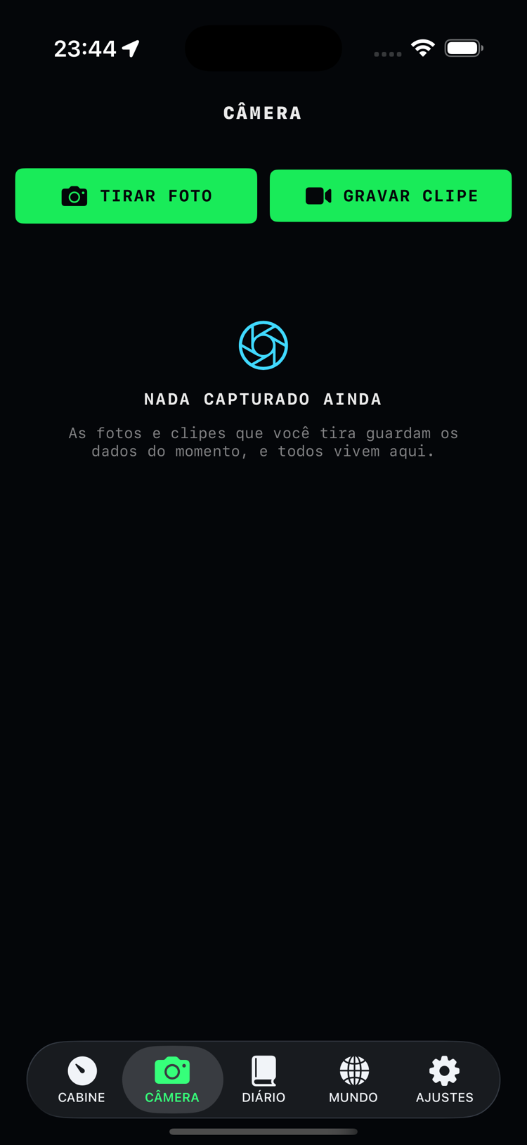 Aba Câmera: suas fotos e clipes, filtros e espaço usado